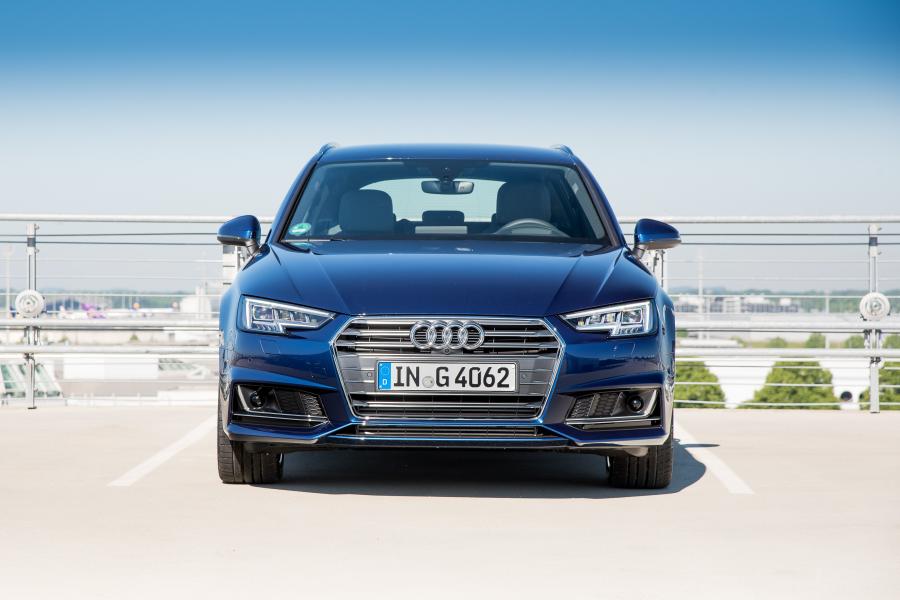  Audi A4 Avant g-tron S-Line (B9) 2017 года  (WW) (фото 5 из 27)